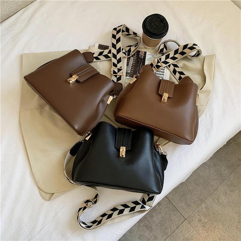 Bolsa Retrô de Couro - Wide Strap